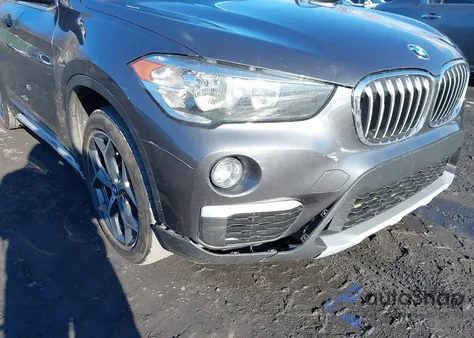 2018 BMW X1 xDrive28I из США, поврежденный, VIN WBXHT3C35J5L34663